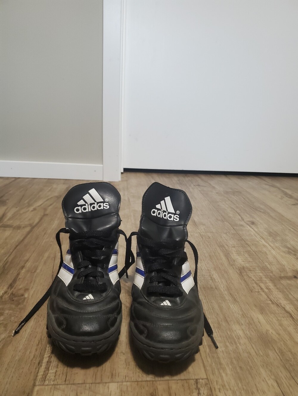 Adidas Turf Vintage Soccer Shoes Size 6.5 Black Blue Streerwear